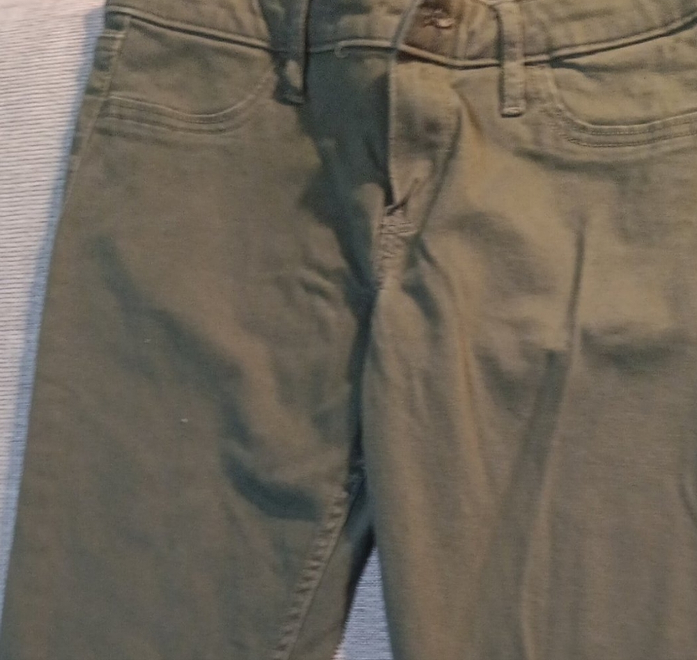 Hollister pants